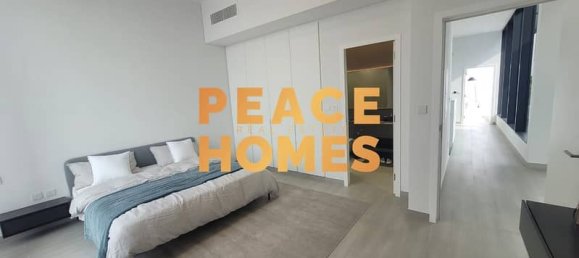 4 bedrooms Villa in Tilal City, UAE No. 16434 8