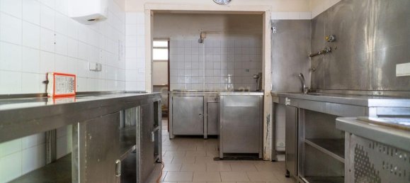 Imóvel comercial em Almada, Portugal 209 m² N.º 345348 17