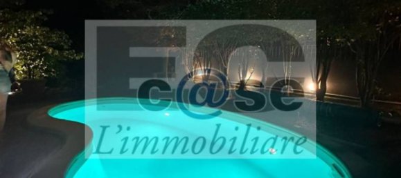3 bedrooms Villa in Lesmo, Italy No. 296801 6