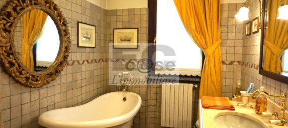 3 bedrooms Villa in Lesmo, Italy No. 296801 16