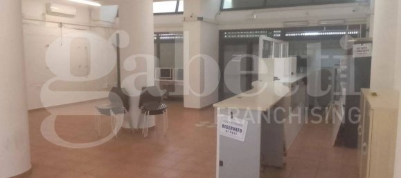 1 room Commercial property in Taranto, Italy No. 343107 6