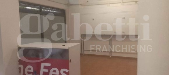 1 room Commercial property in Taranto, Italy No. 343107 8