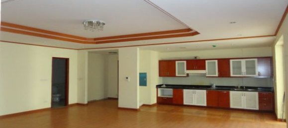 3 Schlafzimmer Wohnung in Cau Giay, Vietnam, Nr. 6009 3