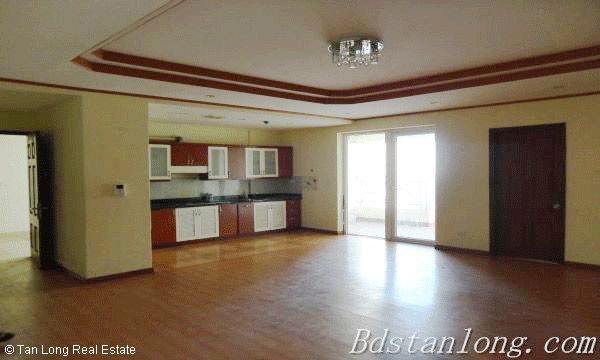 3 Schlafzimmer Wohnung in Cau Giay, Vietnam, Nr. 6009