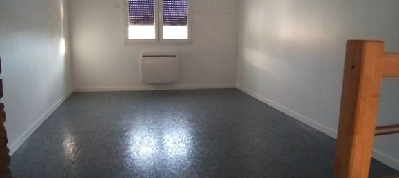 1 bedroom Duplex in Neuville-en-Ferrain, France No. 62827 3