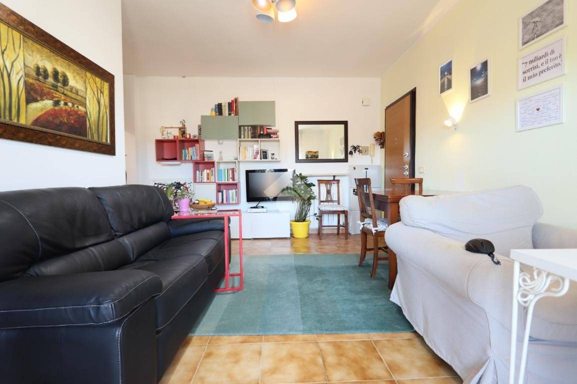 Apartamento de 3 dormitorios en Alba Adriatica, Italy No. 41158