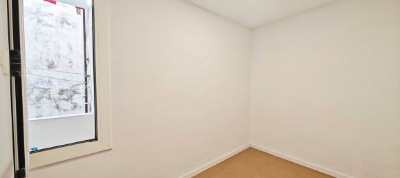 2 bedrooms Apartment in L'Hospitalet de Llobregat, Spain No. 172303 5