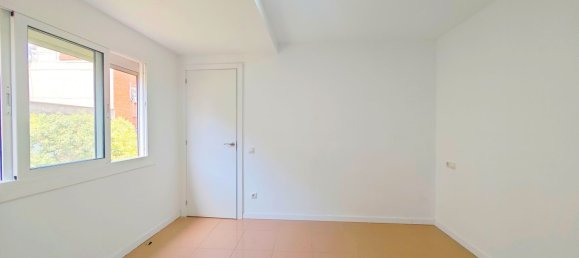 2 bedrooms Apartment in L'Hospitalet de Llobregat, Spain No. 172303 22