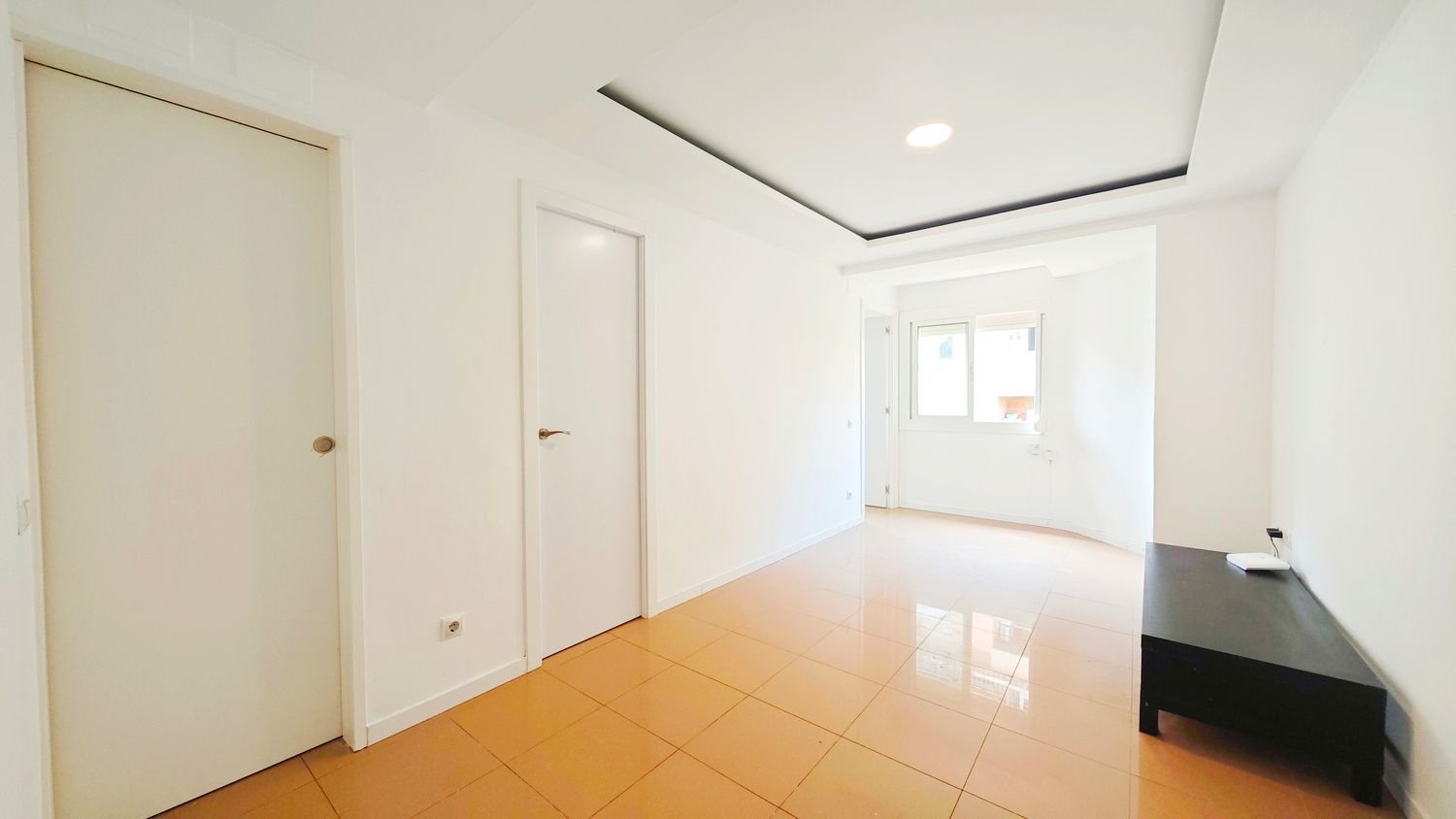 2 bedrooms Apartment in L'Hospitalet de Llobregat, Spain No. 172303