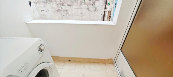 2 bedrooms Apartment in L'Hospitalet de Llobregat, Spain No. 172303 16