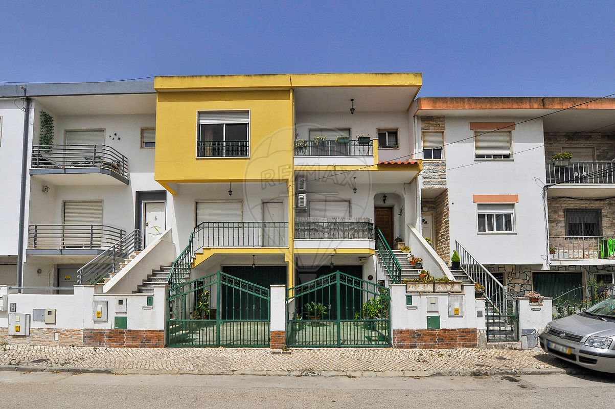 Casa T3 em Corroios, Portugal N.º 23102