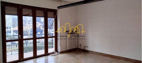 3 غرف نوم شقة في Erba, Italy رقم 104150 4