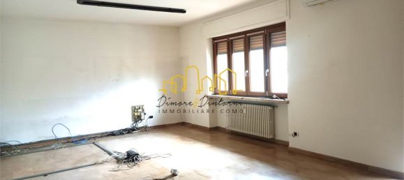 3 غرف نوم شقة في Erba, Italy رقم 104150 7