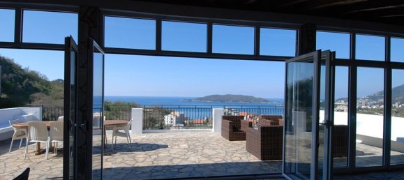 5 bedrooms Commercial property in Budva, Montenegro No. 42 7