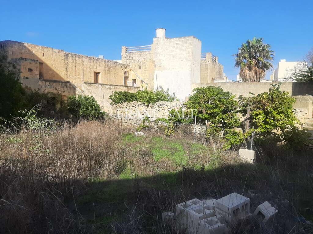 Terreno en Xewkija, Malta 265 m² No. 930
