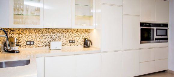 8 bedrooms House in Marbella, Spain No. 117795 17