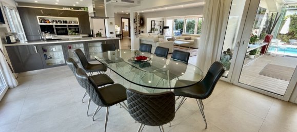 8 bedrooms House in Marbella, Spain No. 117795 13