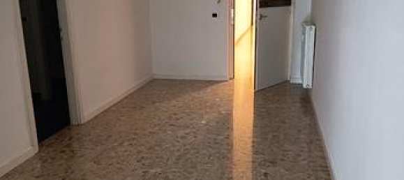 60m² Office in Udine, Italy No. 265114 5