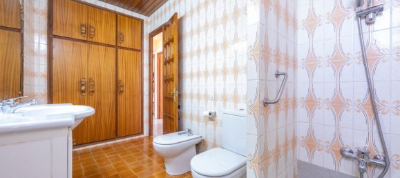 4 bedrooms House in Torello, Spain No. 158023 24