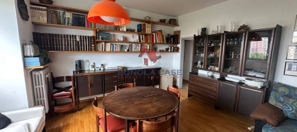 4 rooms Apartment in Milan, Italy No. 269898 2