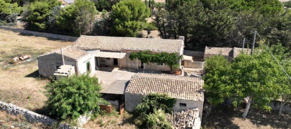 4 rooms House in Modica, Italy No. 233817 12