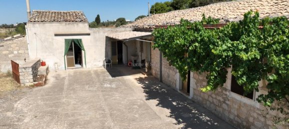 4 rooms House in Modica, Italy No. 233817 7