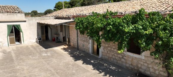 4 rooms House in Modica, Italy No. 233817 8