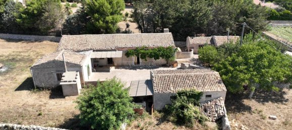 4 rooms House in Modica, Italy No. 233817 4