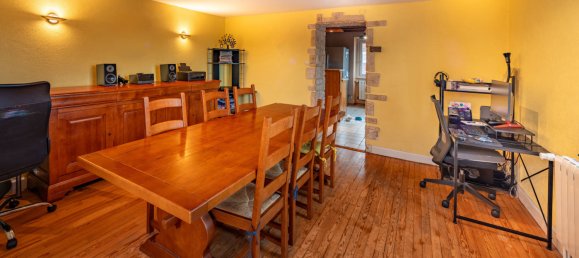 Casa de 4 dormitorios en Igney, France No. 94234 4