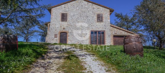 6 rooms House in Avigliano Umbro, Italy No. 179452 11