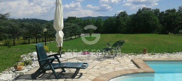 6 rooms House in Avigliano Umbro, Italy No. 179452 2