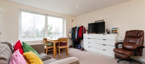 1 bedroom Apartment in South Croydon, United Kingdom No. 8081 2