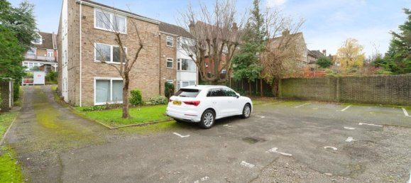 1 bedroom Apartment in South Croydon, United Kingdom No. 8081 17