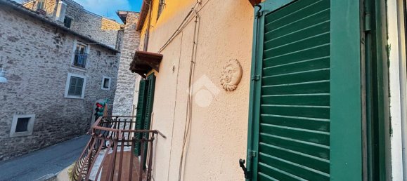 3-salle Appartement à Subiaco, Italy No. 151772 15