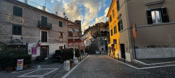 3-salle Appartement à Subiaco, Italy No. 151772 6
