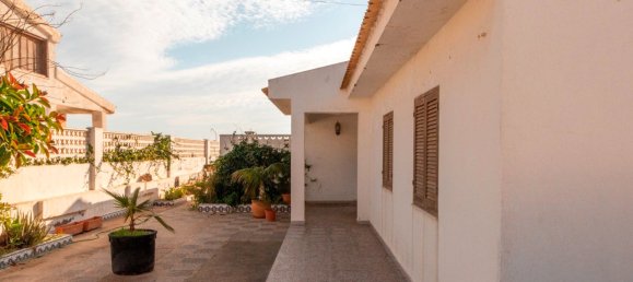 5 bedrooms House in Guardamar del Segura, Spain No. 51187 7