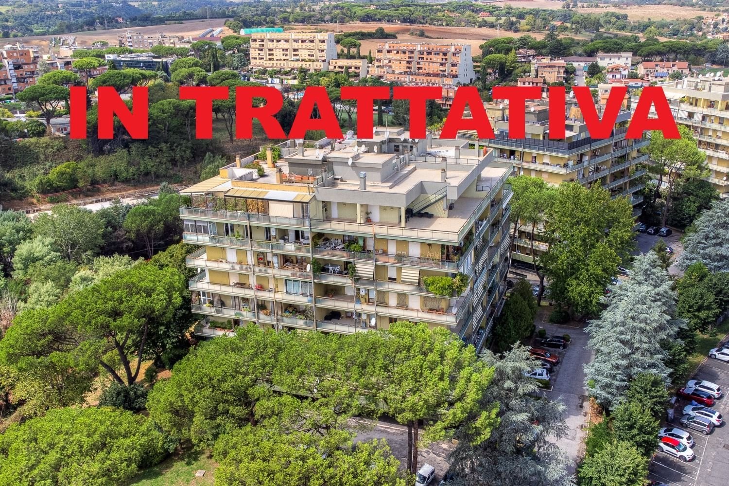 3 bedrooms Apartment in Rome, Italy No. 365232