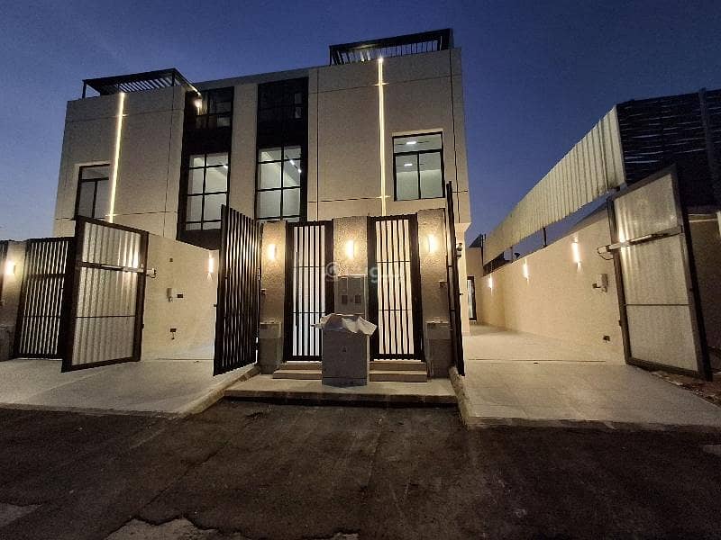 5 bedrooms Apartment in Riyadh, Saudi Arabia No. 825