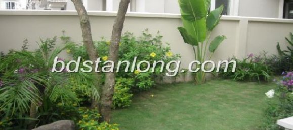 3 bedrooms Villa in Long Bien, Vietnam No. 5673 4