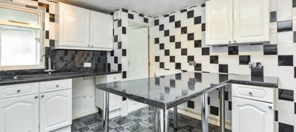  House in Trowbridge, United Kingdom No. 2265 5