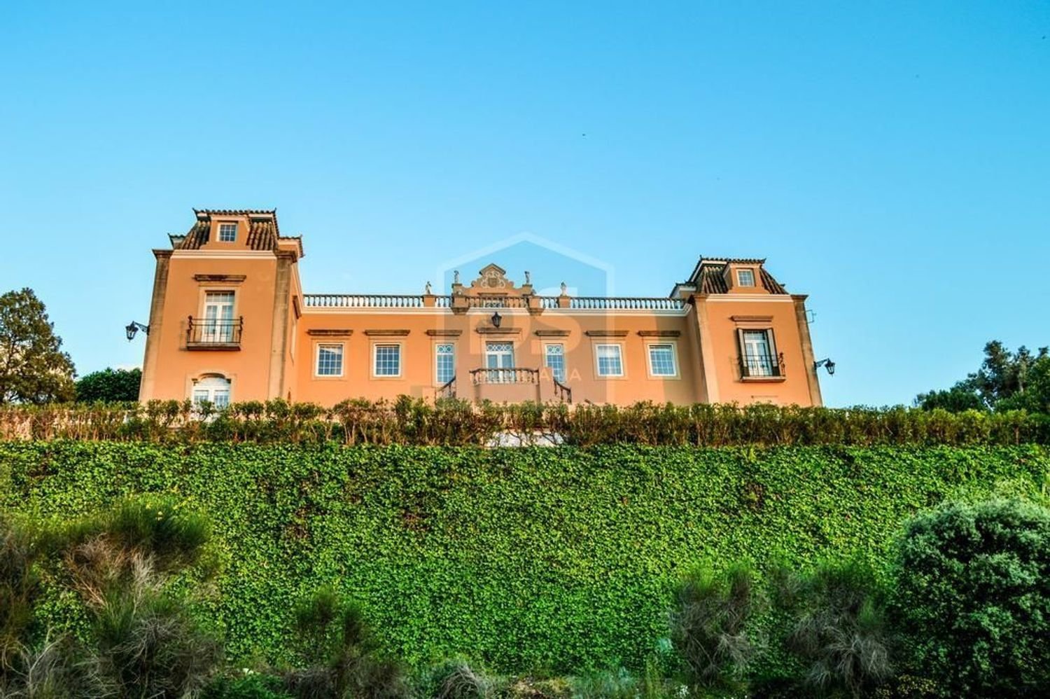 6 bedrooms Castles in Silves, Portugal No. 129282