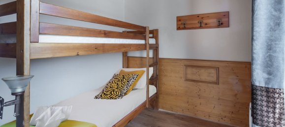 3 bedrooms Apartment in Les Belleville, France No. 1354 7