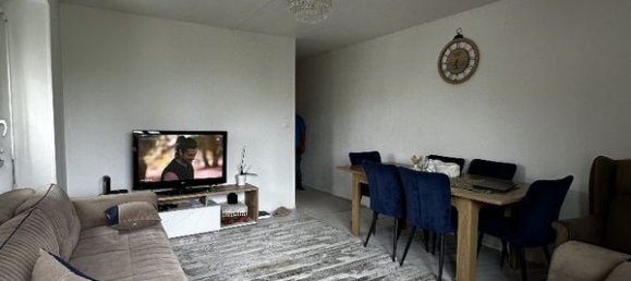 3 bedrooms Apartment in Le Petit-Quevilly, France No. 353134 2
