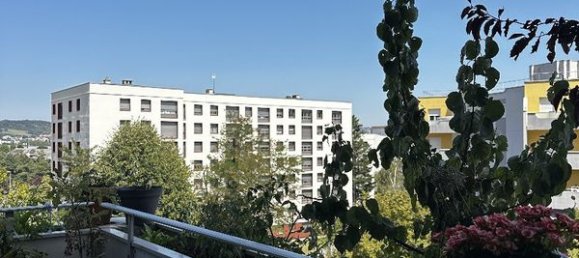 3 bedrooms Apartment in Le Petit-Quevilly, France No. 353134 9