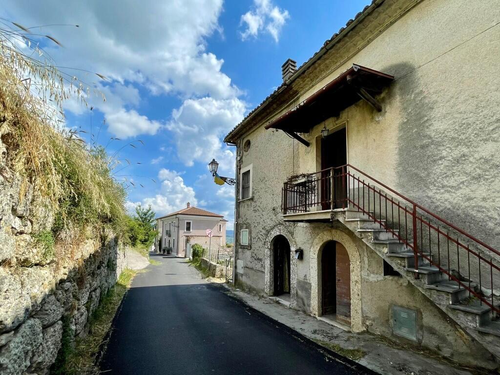 1 bedroom Apartment in Arpino, Italy No. 55606