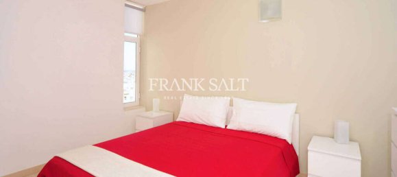 2 bedrooms Penthouse in Saint Julian's, Malta No. 8656 18