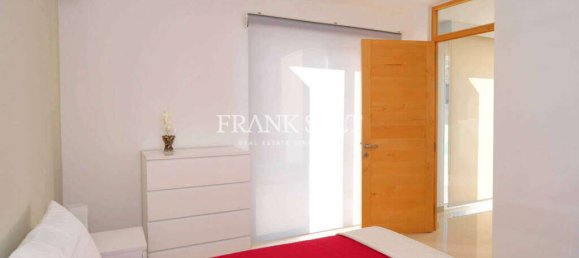 2 bedrooms Penthouse in Saint Julian's, Malta No. 8656 28