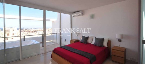 2 bedrooms Penthouse in Saint Julian's, Malta No. 8656 22
