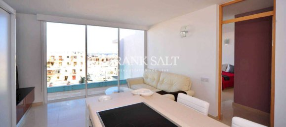 2 bedrooms Penthouse in Saint Julian's, Malta No. 8656 8