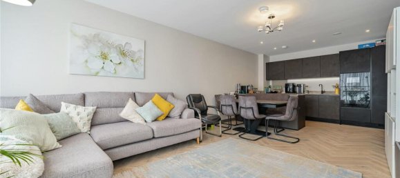 2 bedrooms Apartment in London, United Kingdom No. 6720 27